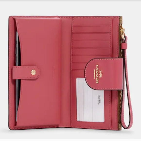 Disney Christmas 2025 Lil Rin Rin Plush Badge Red New
